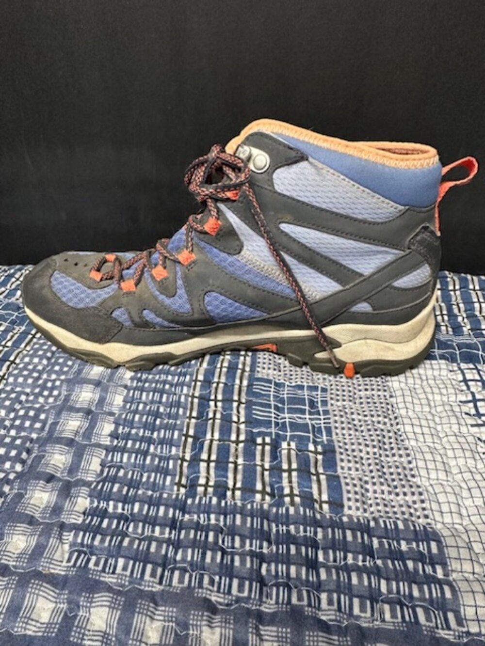 Merrell Hikers Woman's Size 10 - Picture 9 of 12